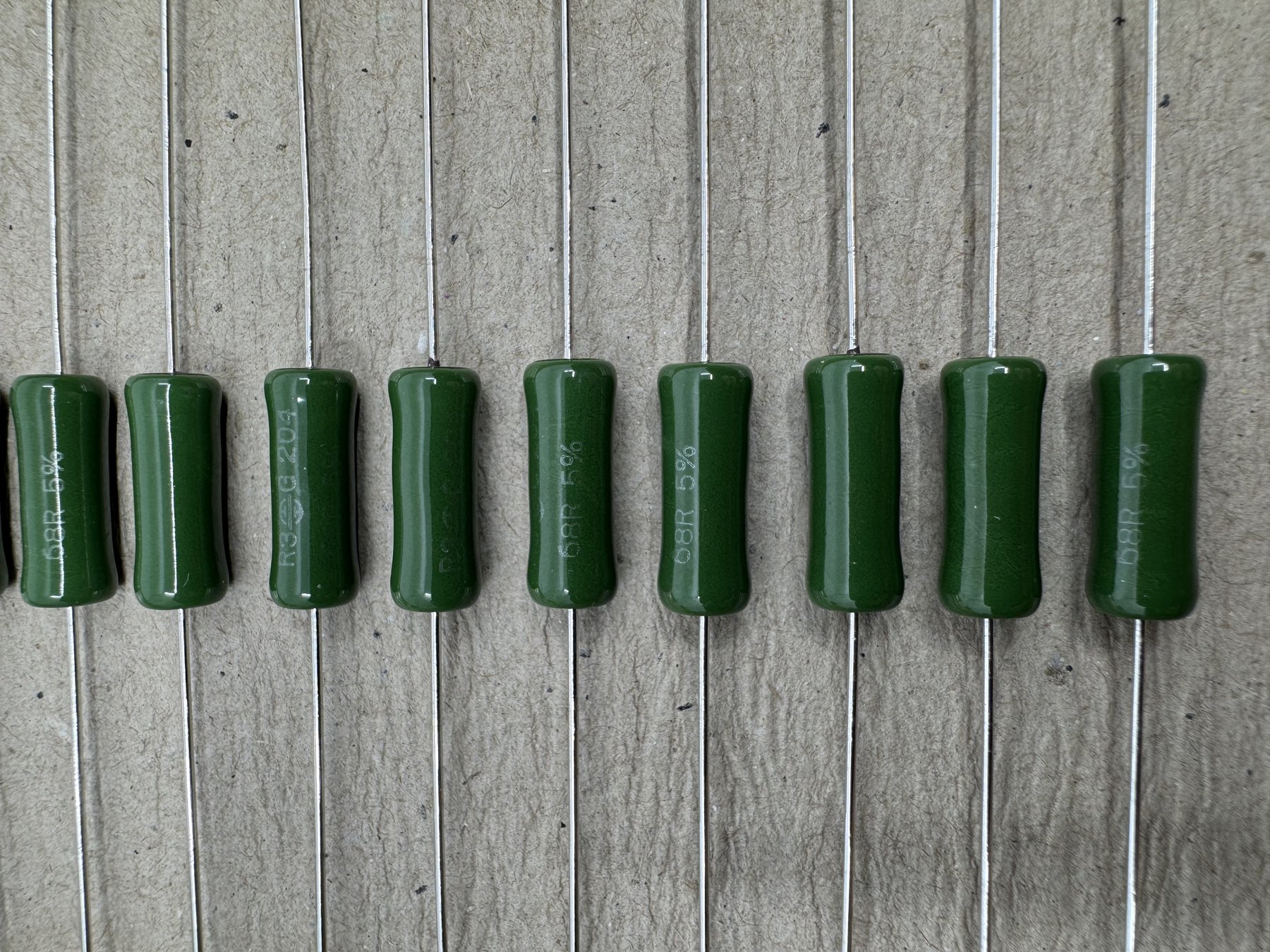 RESISTOR ALUMINUM HOUSE AND POWER MIX product photo 49