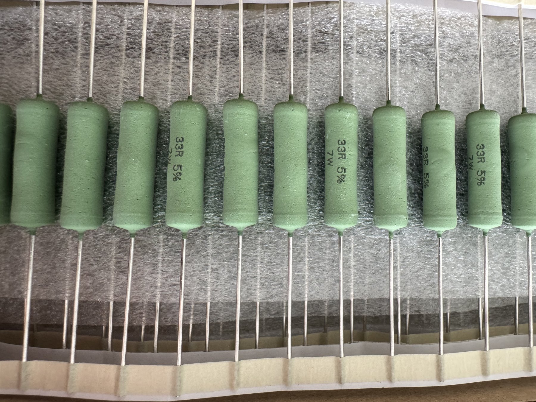 RESISTOR ALUMINUM HOUSE AND POWER MIX product photo 623