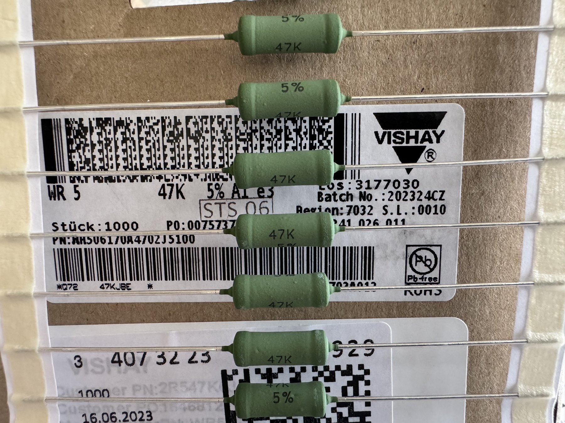 RESISTOR ALUMINUM HOUSE AND POWER MIX product photo 738