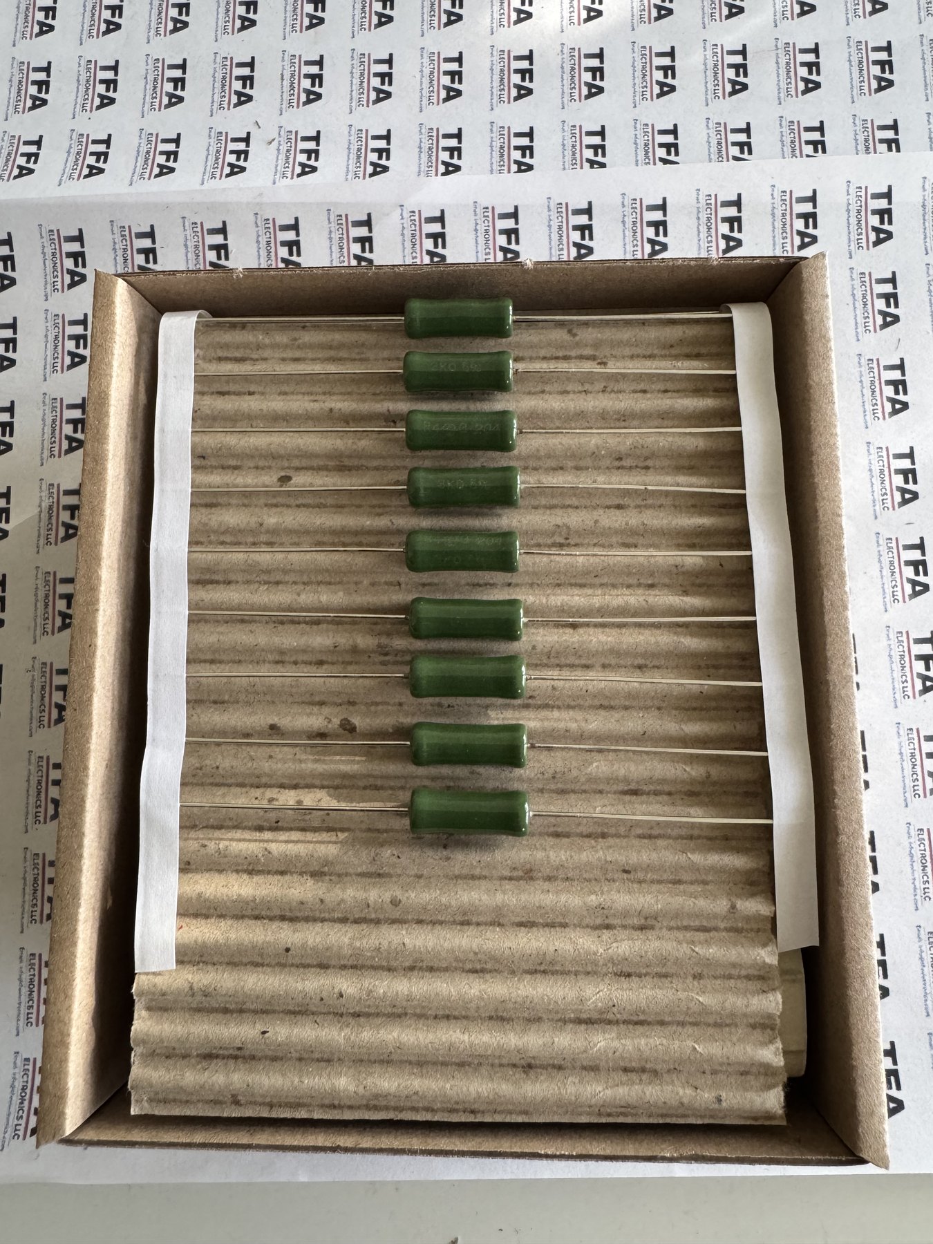 RESISTOR ALUMINUM HOUSE AND POWER MIX product photo 778