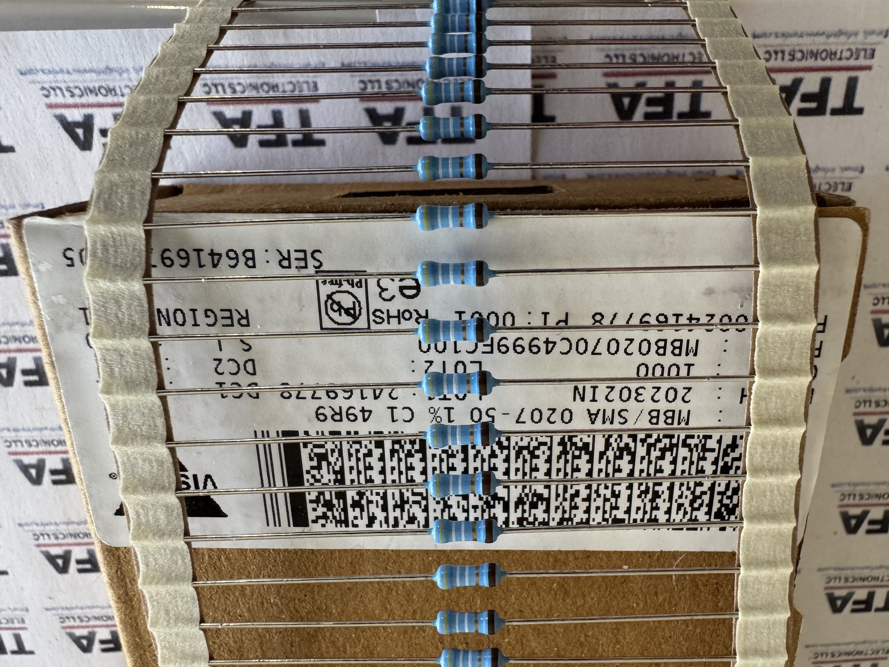 RESISTOR ALUMINUM HOUSE AND POWER MIX product photo 877