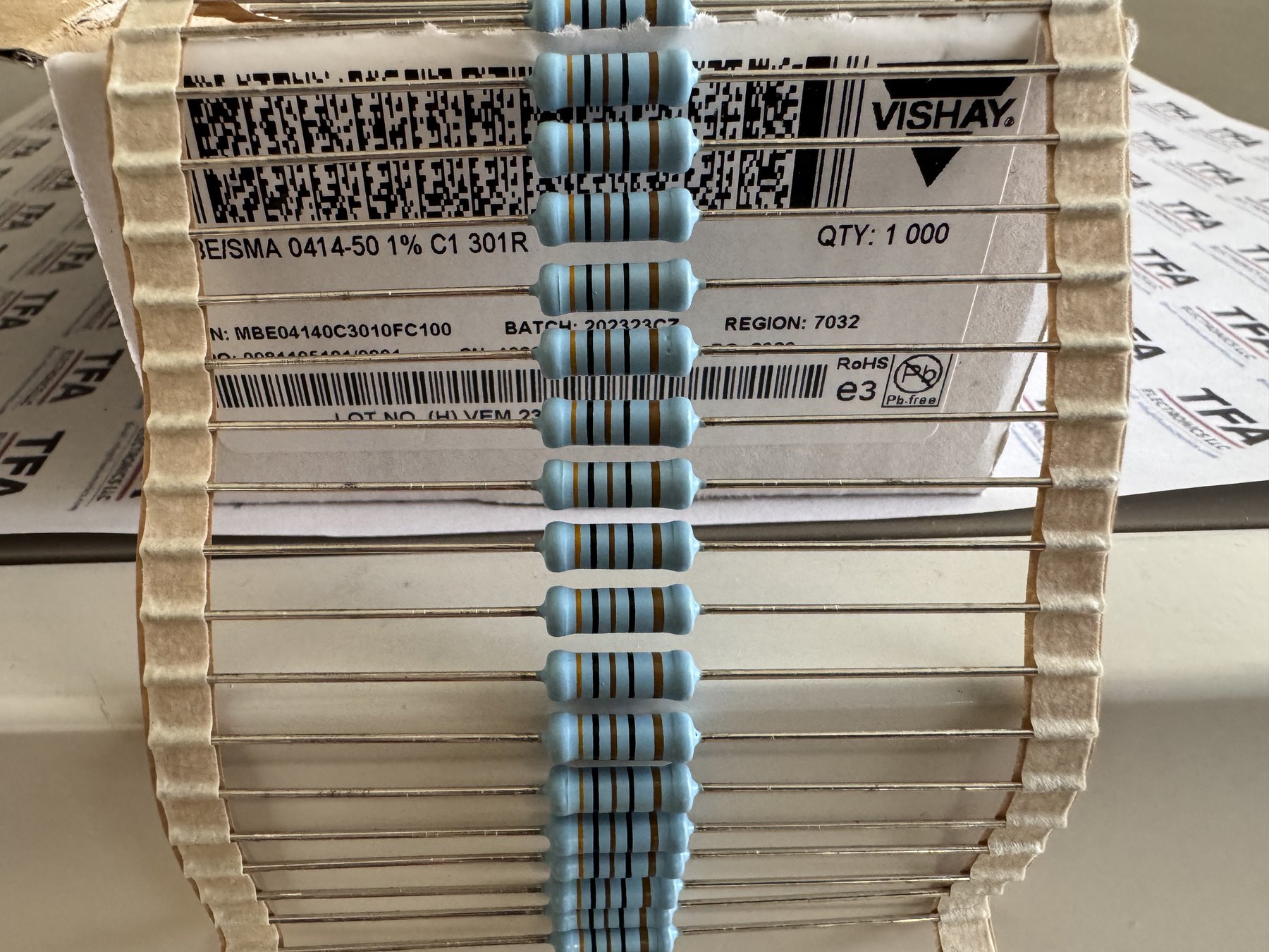 RESISTOR ALUMINUM HOUSE AND POWER MIX product photo 981