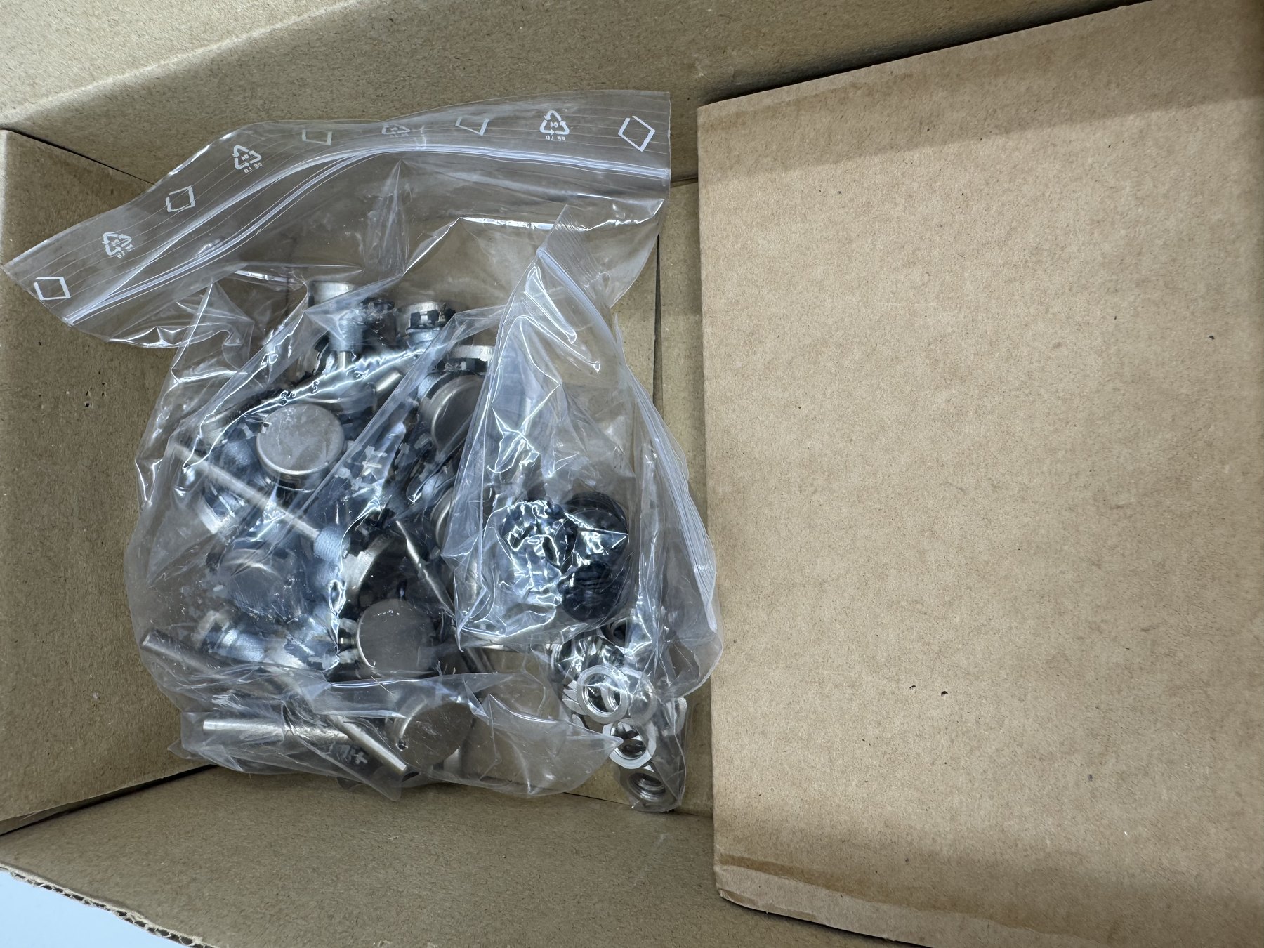 T21AH-M0607-103A2020 product photo 2
