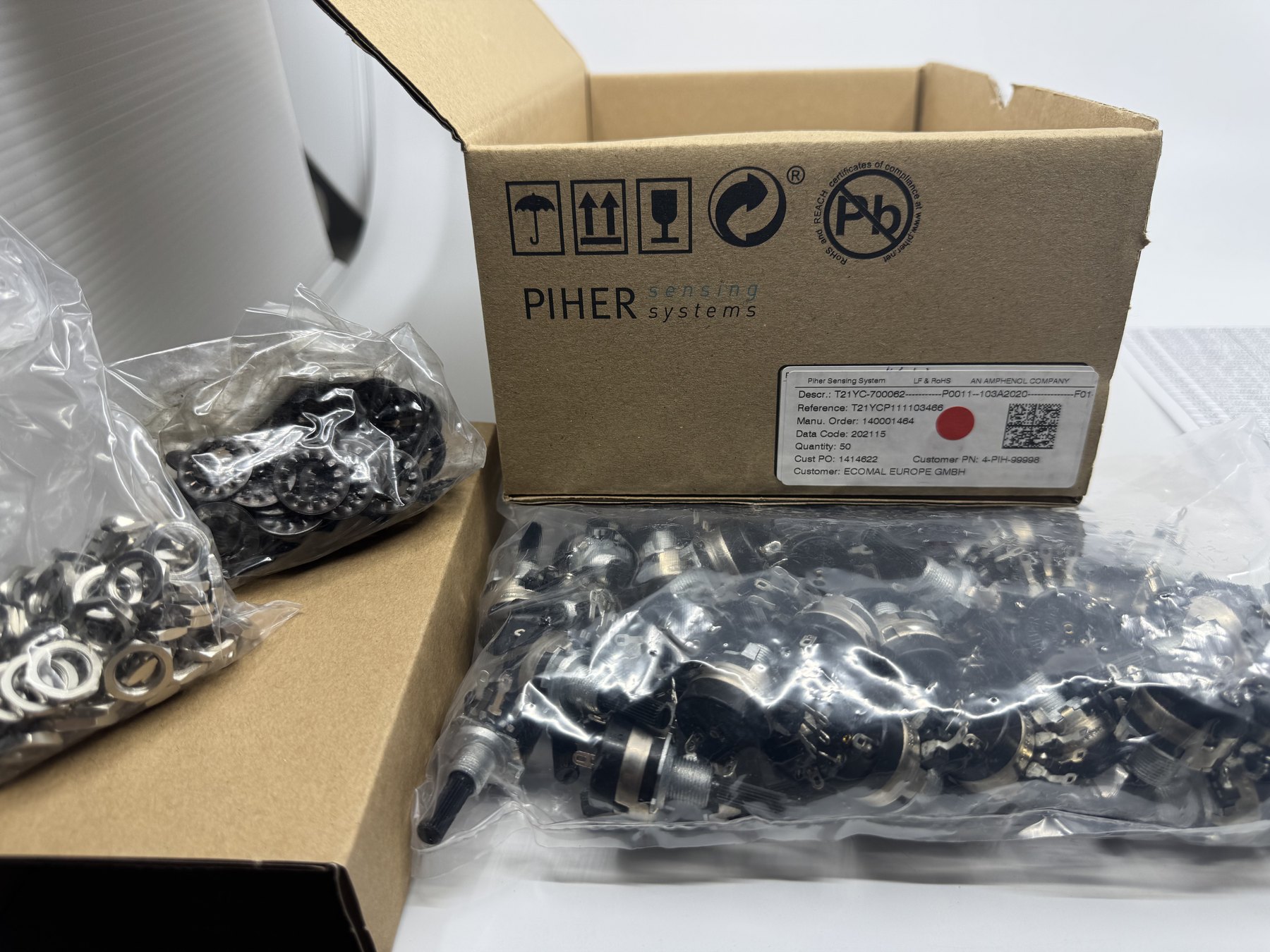 T21YC-700062-P0011-103A2020 product photo 1