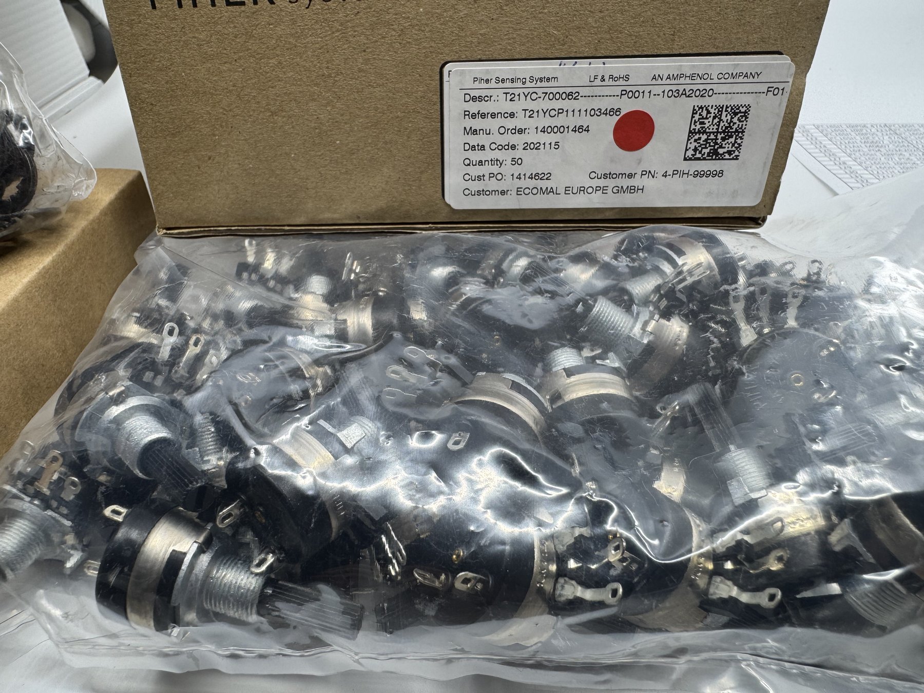 T21YC-700062-P0011-103A2020 product photo 2