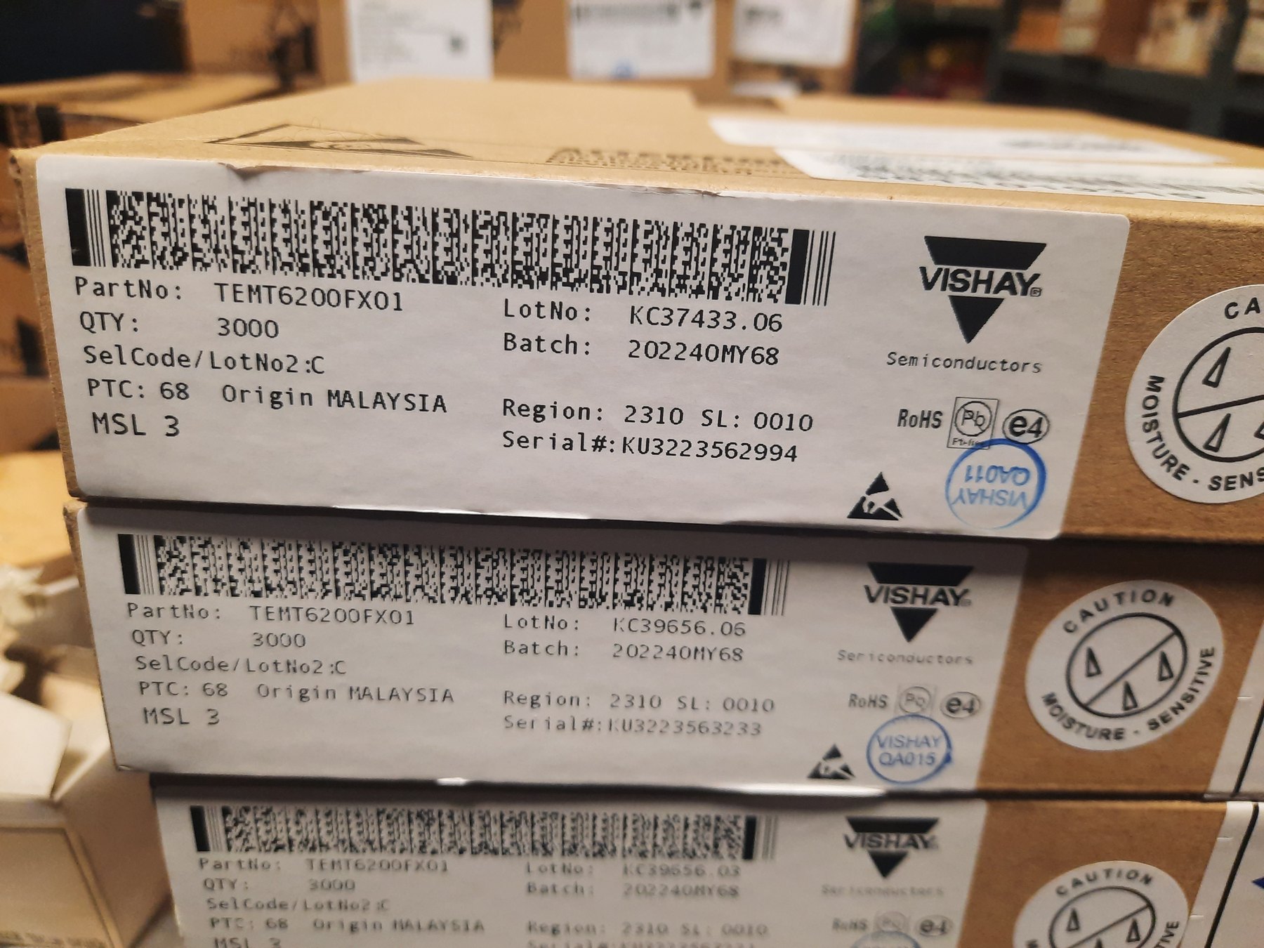 TEMT6200FX01 product photo 8