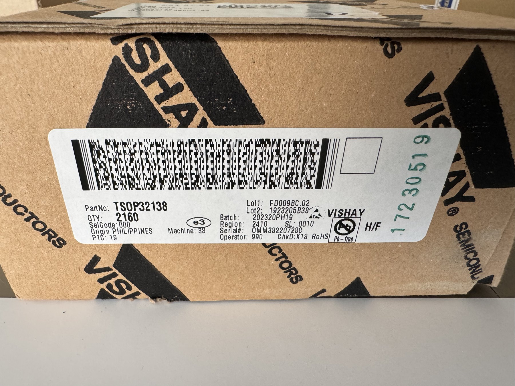 TSOP32138 product photo 1
