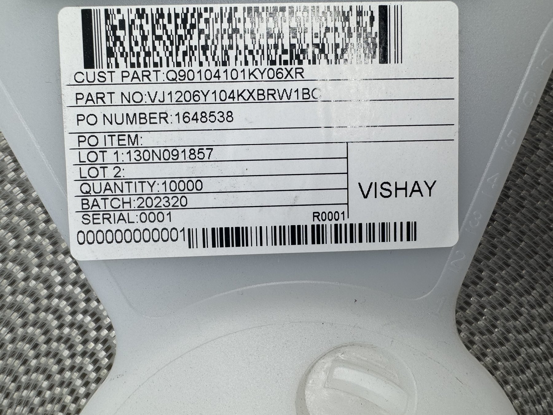 VJ1206Y104KXBRW1BC product photo 2